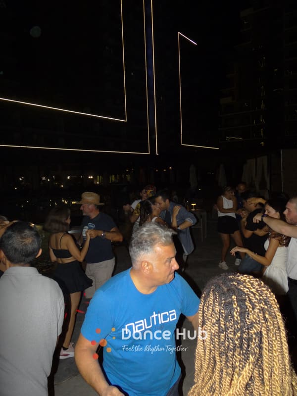 DANCEHUB-004079.jpg