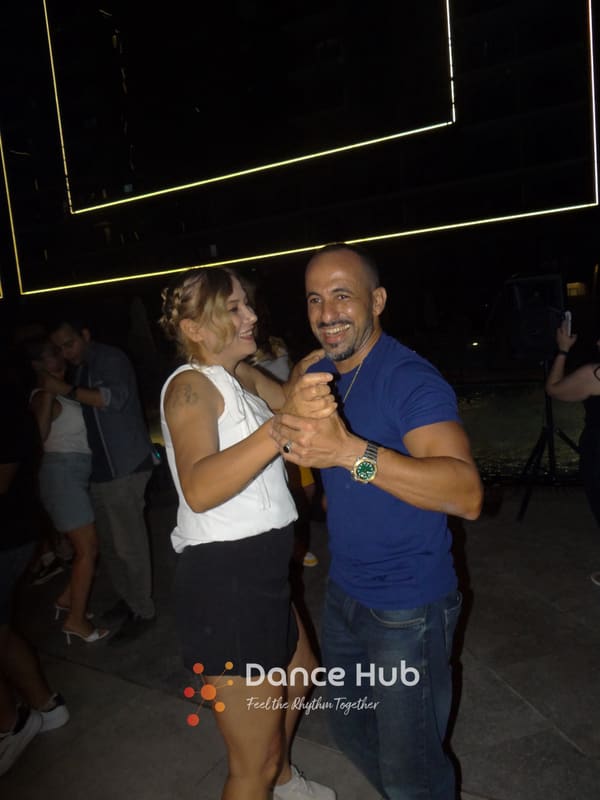 DANCEHUB-004083.jpg