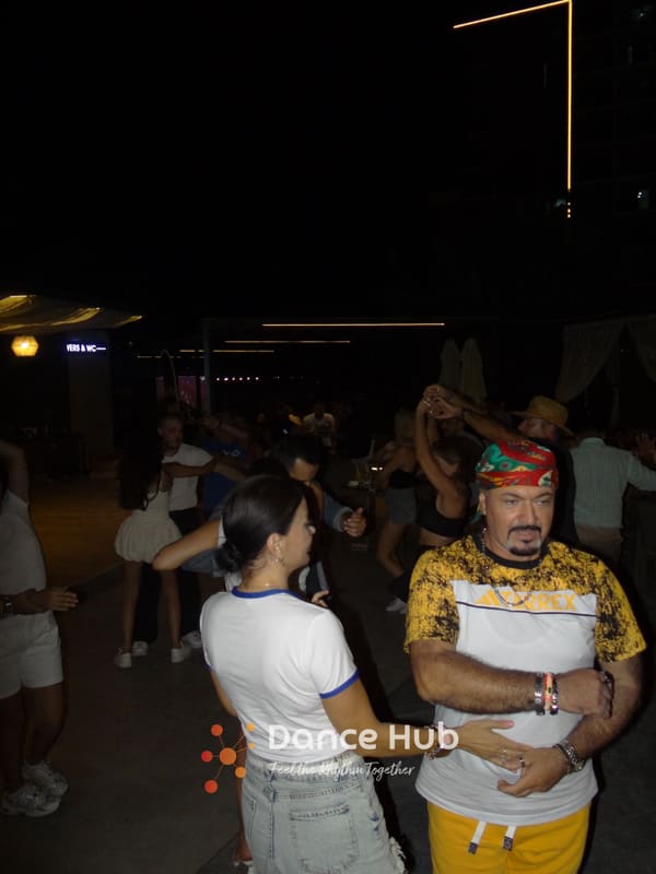 DANCEHUB-004085.jpg