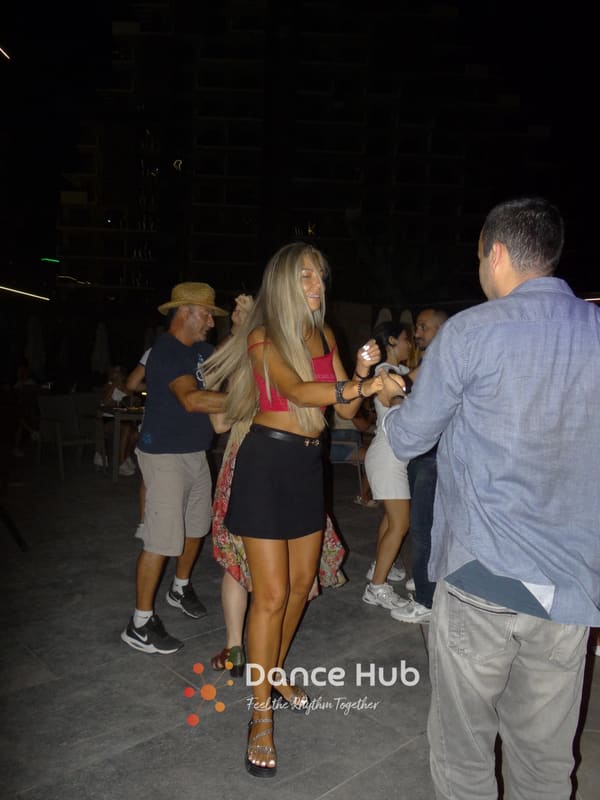 DANCEHUB-004108.jpg