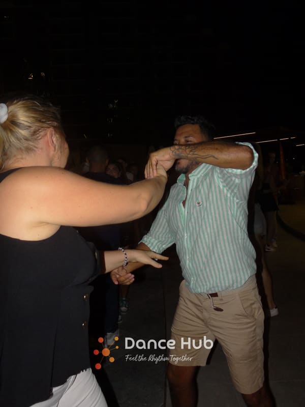 DANCEHUB-004117.jpg