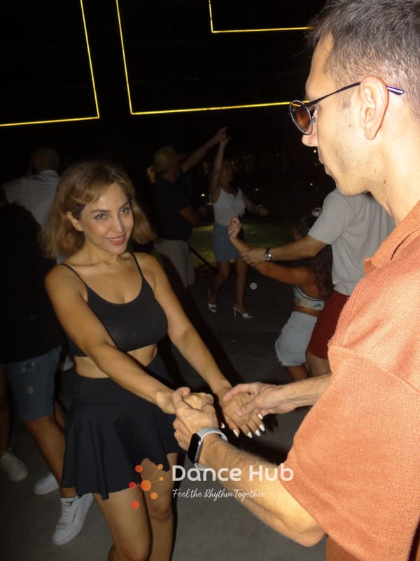 DANCEHUB-004120.jpg