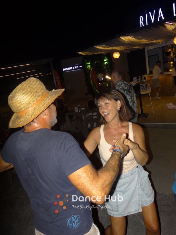 DANCEHUB-004128.jpg