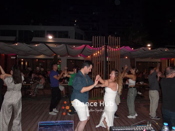 DANCEHUB-001387.jpg