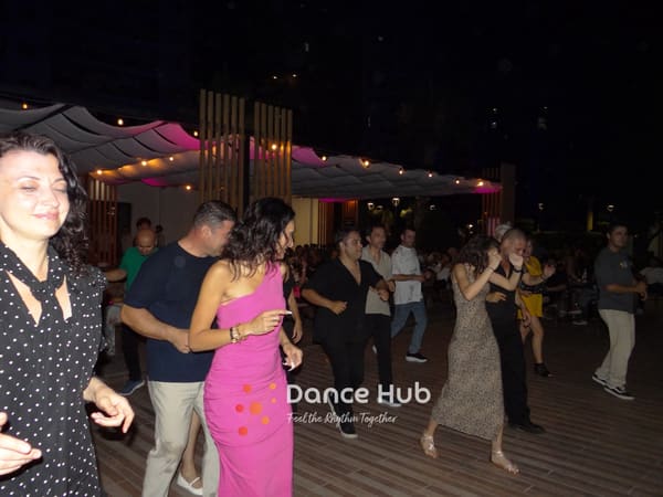 DANCEHUB-001394.jpg