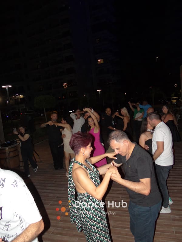 DANCEHUB-001453.jpg