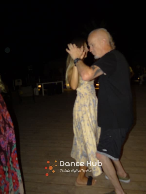 DANCEHUB-004924.jpg