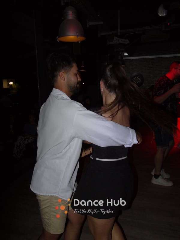 DANCEHUB-002616.jpg
