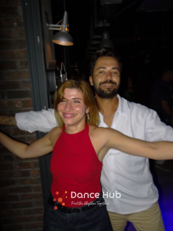 DANCEHUB-002647.jpg