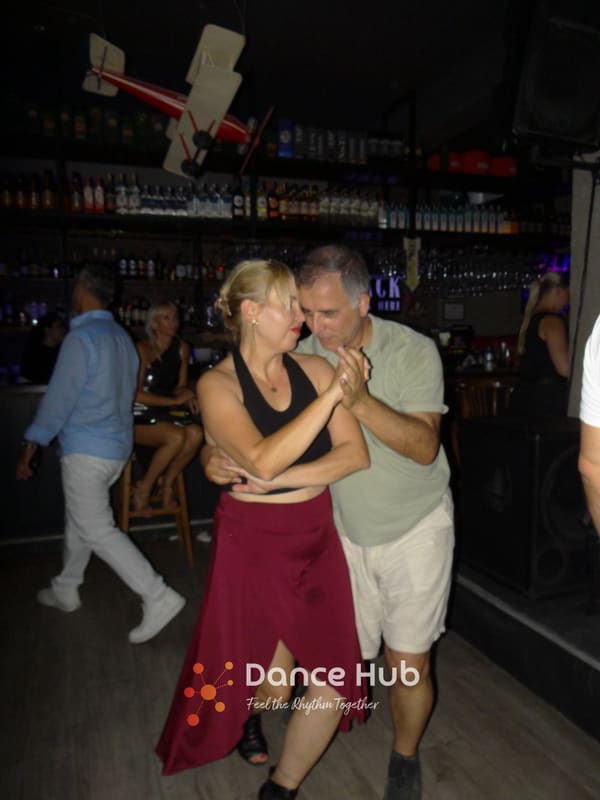 DANCEHUB-002654.jpg