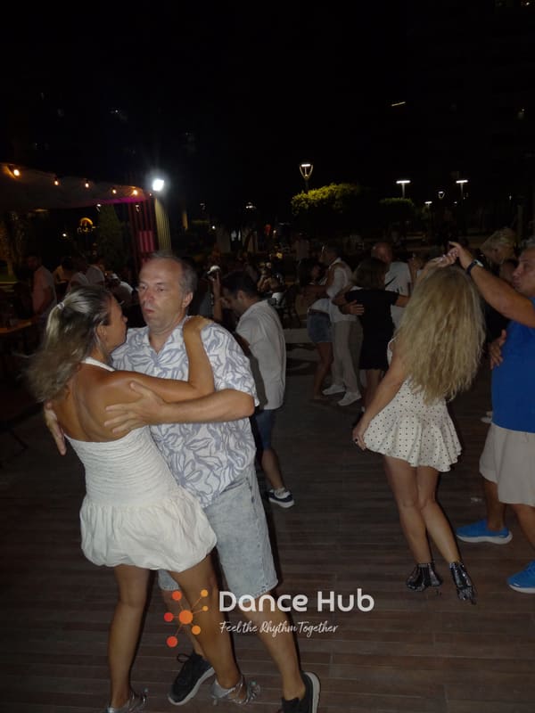 DANCEHUB-004170.jpg
