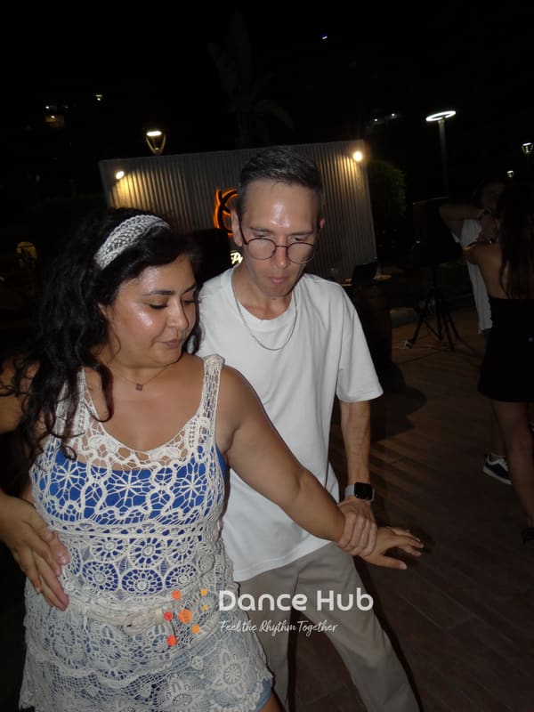 DANCEHUB-004193.jpg