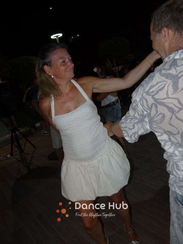 DANCEHUB-004204.jpg