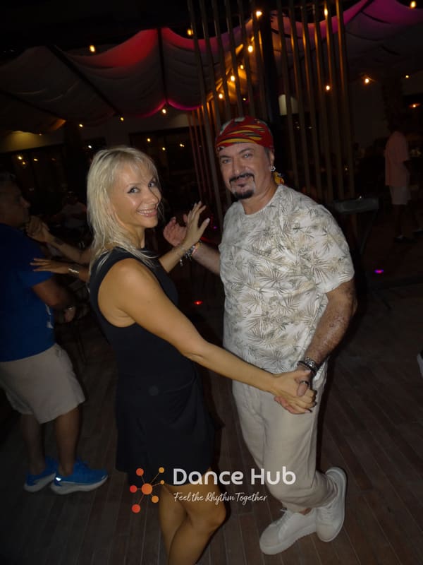 DANCEHUB-004212.jpg