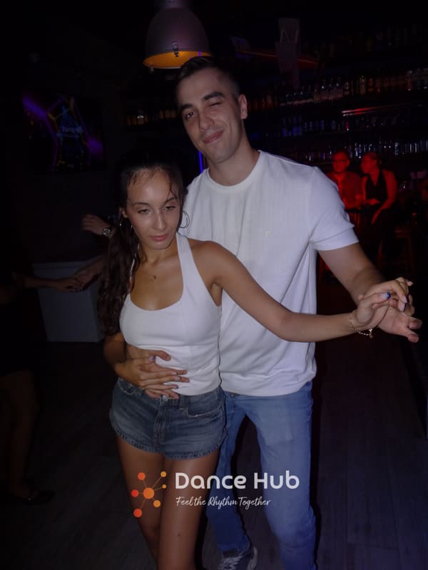DANCEHUB-004968.jpg