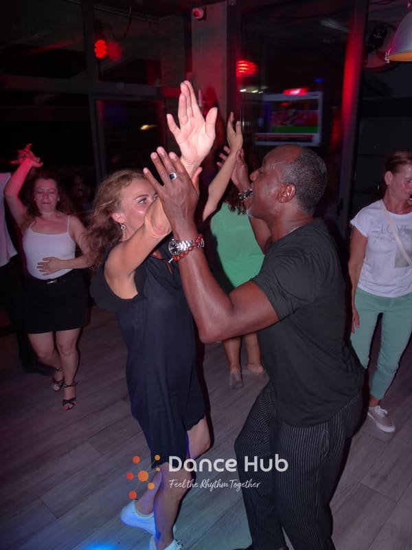 DANCEHUB-004989.jpg