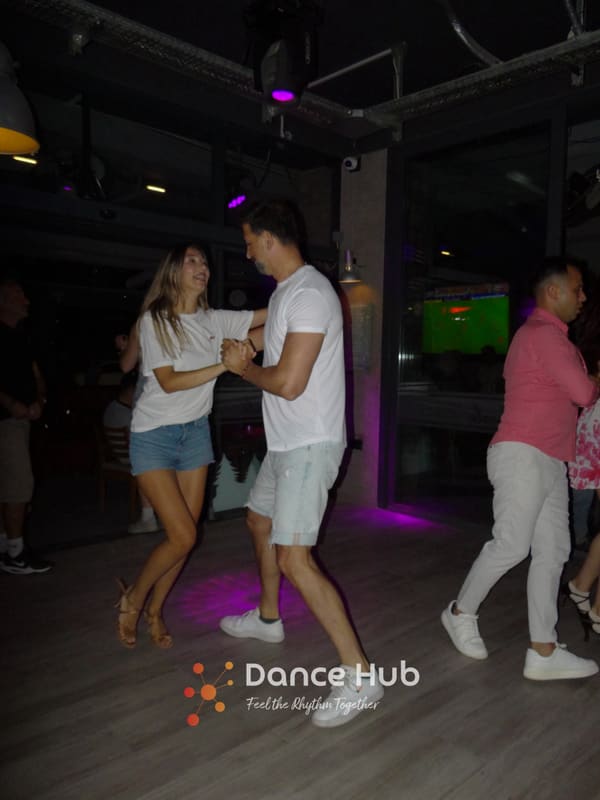 DANCEHUB-001499.jpg