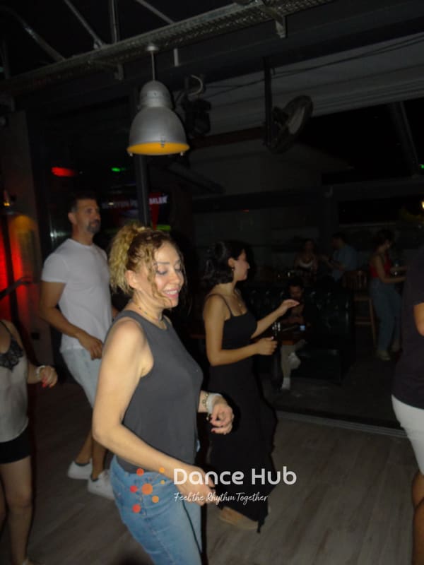 DANCEHUB-001570.jpg