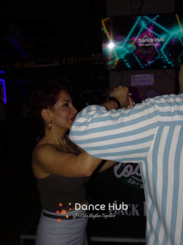 DANCEHUB-002001.jpg