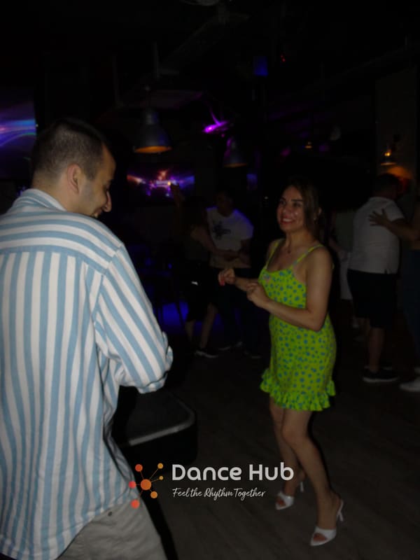 DANCEHUB-002029.jpg