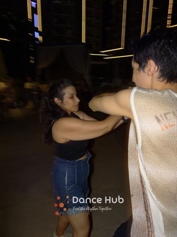 DANCEHUB-005010.jpg