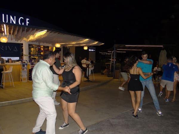 DANCEHUB-005060.jpg