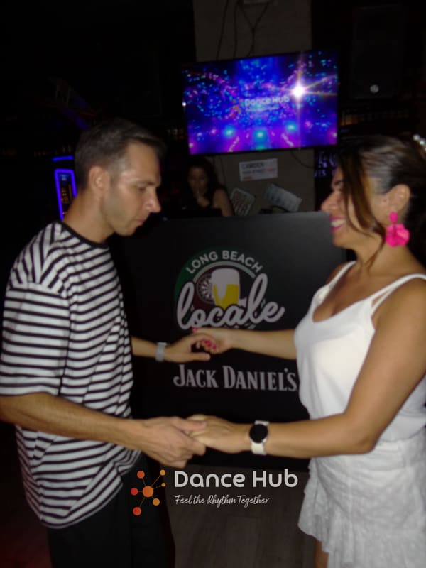 DANCEHUB-004249.jpg