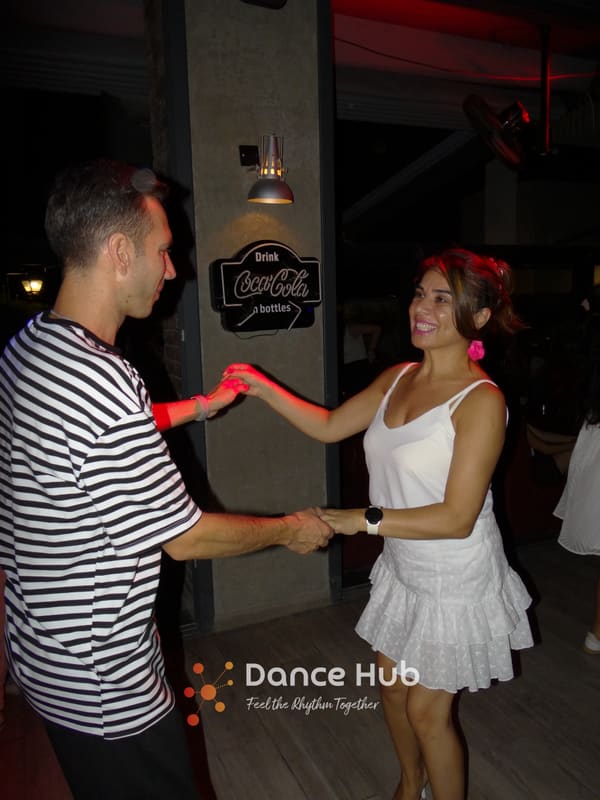 DANCEHUB-004256.jpg