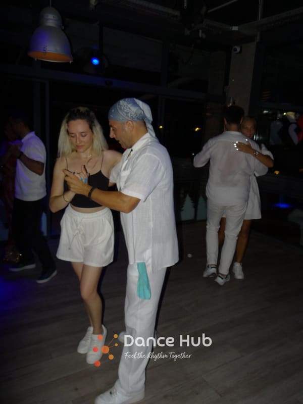 DANCEHUB-004287.jpg
