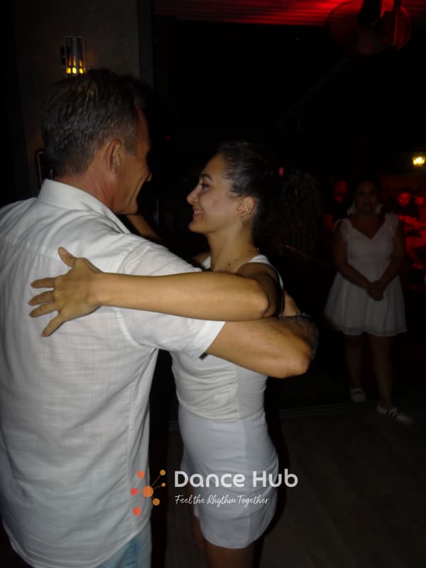 DANCEHUB-004296.jpg