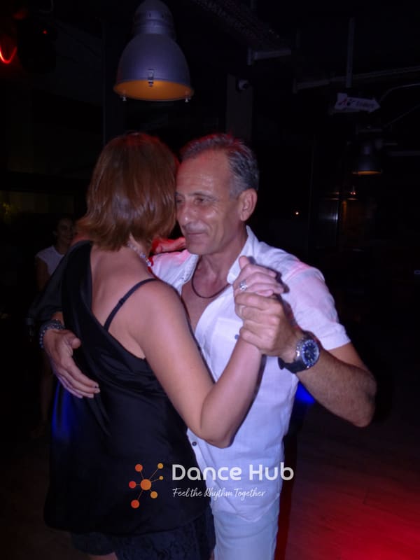 DANCEHUB-004300.jpg