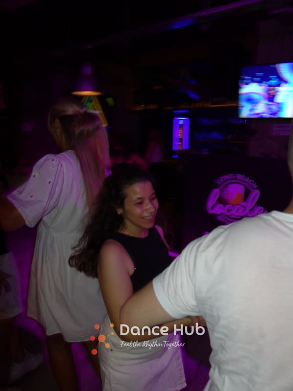 DANCEHUB-004311.jpg