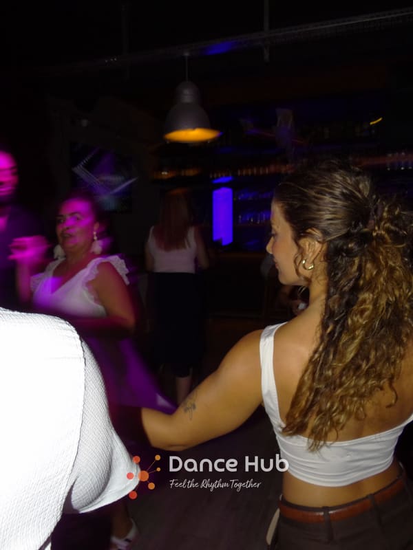 DANCEHUB-004313.jpg