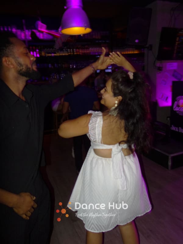 DANCEHUB-004316.jpg