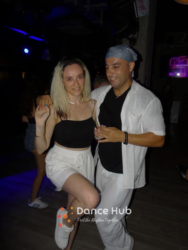 DANCEHUB-004349.jpg