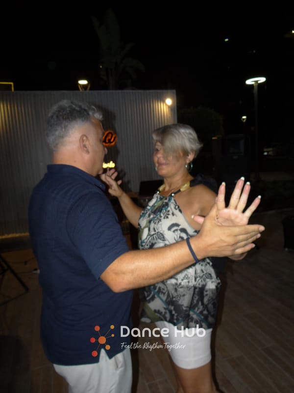 DANCEHUB-002805.jpg