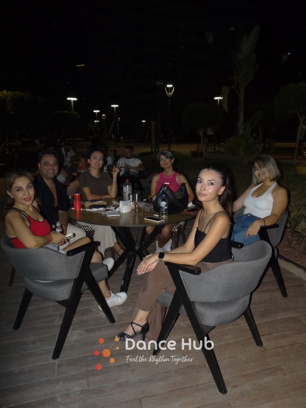 DANCEHUB-002810.jpg
