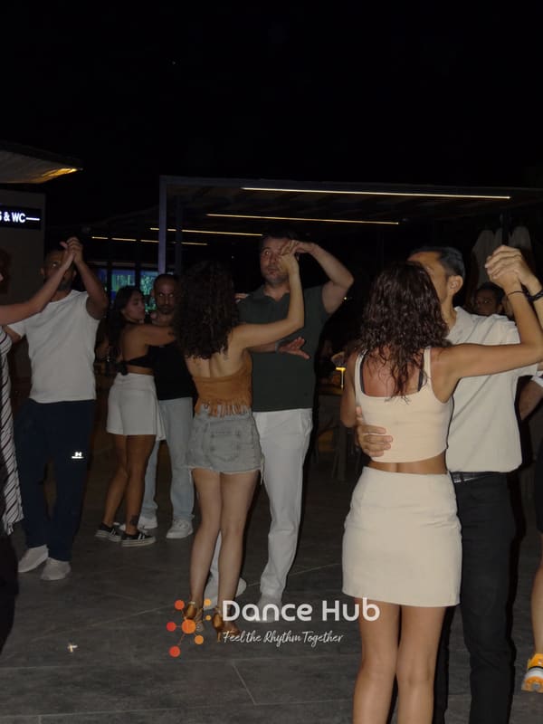 DANCEHUB-001695.jpg