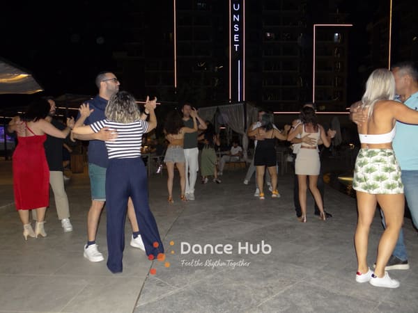 DANCEHUB-001696.jpg