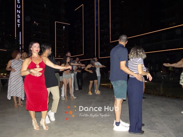 DANCEHUB-001698.jpg
