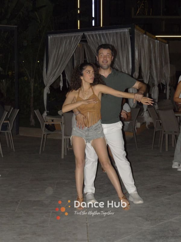 DANCEHUB-001703.jpg