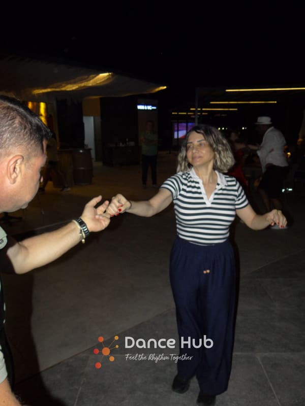 DANCEHUB-001708.jpg