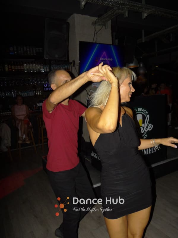 DANCEHUB-002834.jpg