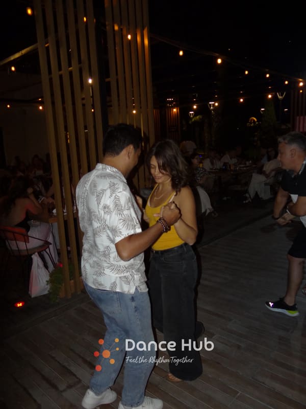 DANCEHUB-005082.jpg