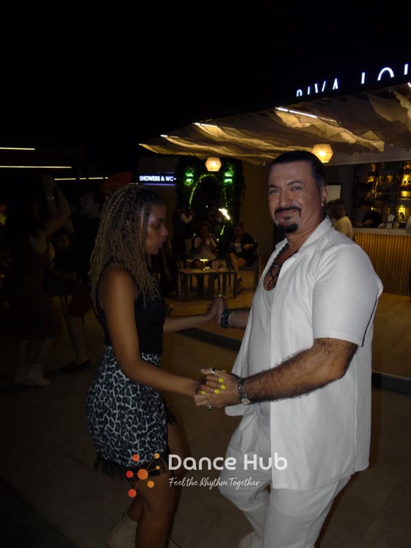 DANCEHUB-004363.jpg