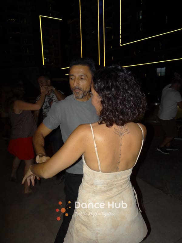 DANCEHUB-004370.jpg
