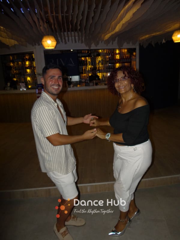 DANCEHUB-004409.jpg