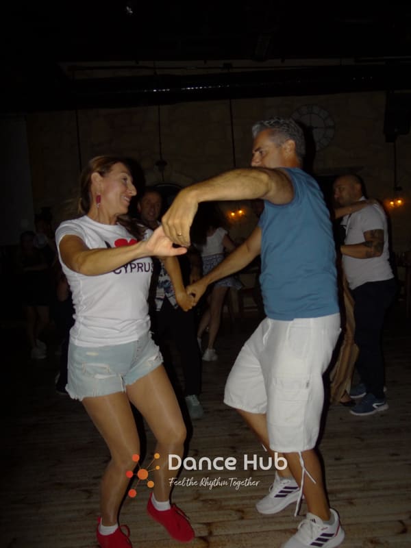 DANCEHUB-002914.jpg