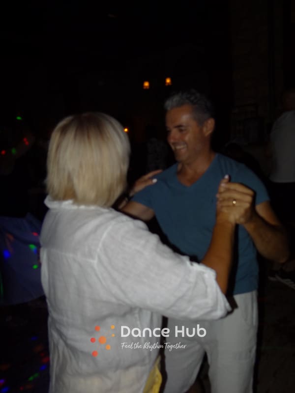 DANCEHUB-002930.jpg