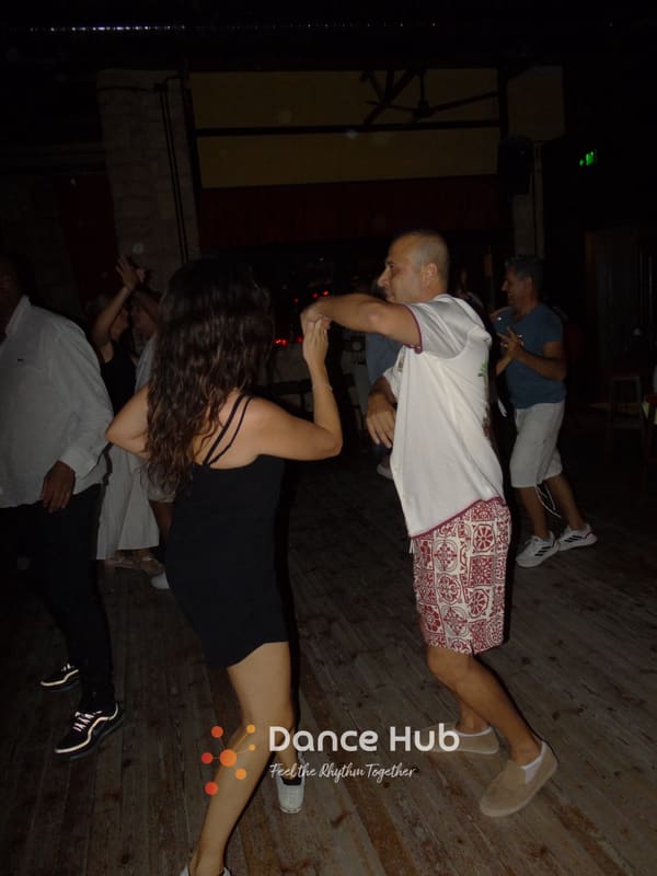DANCEHUB-002941.jpg